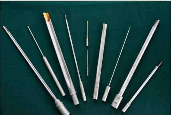 立式深孔鉆所用刀具有哪些，有什么特點和區(qū)別